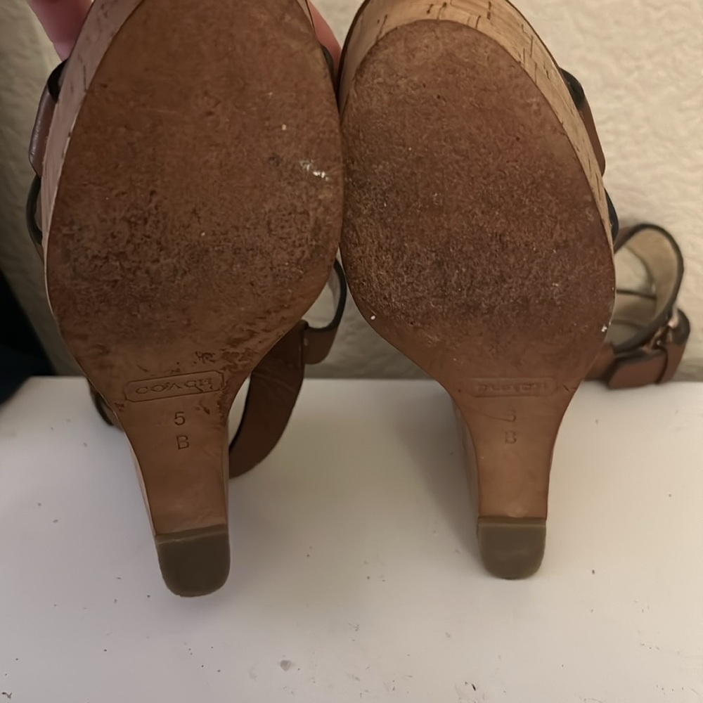 Coach Wedges - Size 5 - Picture 3 of 4